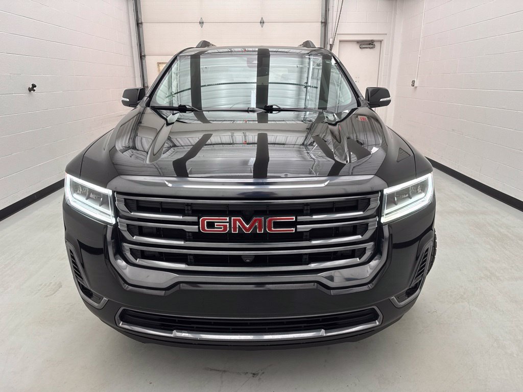 Used 2023 GMC Acadia AT4 w/ Technology Package AWD/4WD image 2