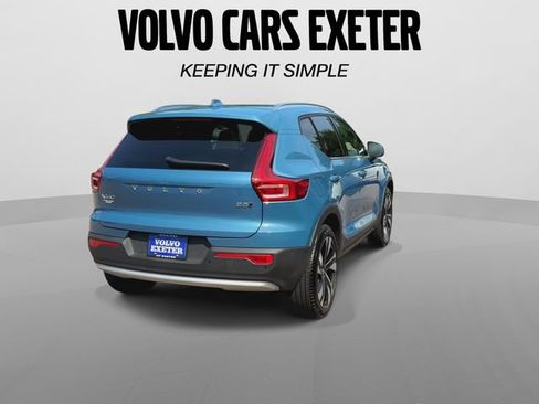 Certified 2024 Volvo XC40 B5 Core AWD/4WD image 11