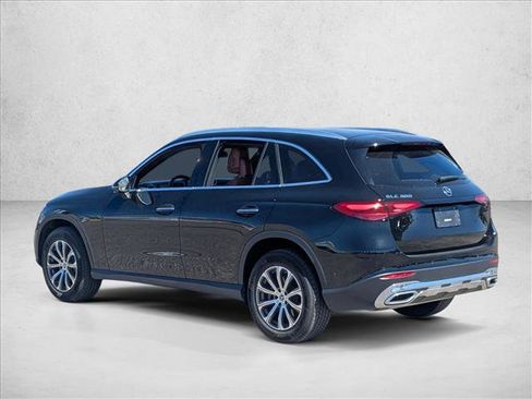 Used 2024 Mercedes-Benz GLC 300 image 8