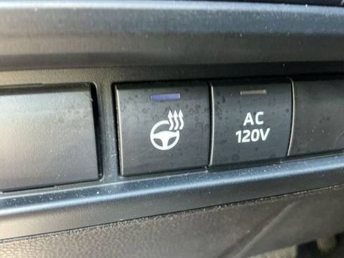 Certified 2024 Toyota Sequoia Platinum AWD/4WD image 30