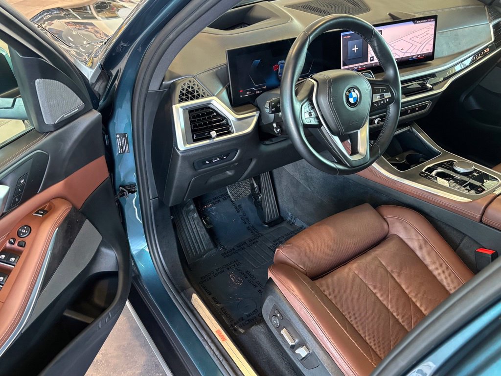 Used 2024 BMW X5 xDrive40i w/ Premium Package AWD/4WD image 11