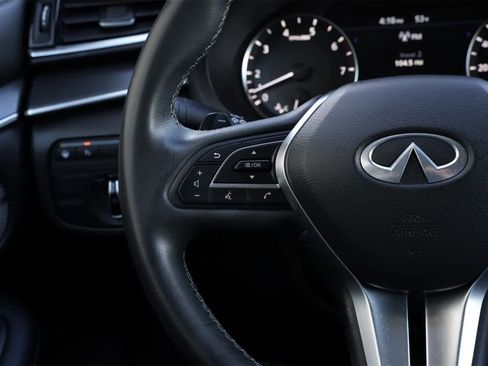 Certified 2025 INFINITI QX50 Luxe image 10