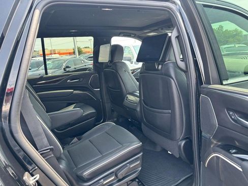 Used 2023 Cadillac Escalade Premium Luxury w/ LPO, Radiant Package AWD/4WD image 12