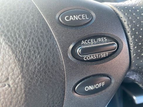 Used 2010 Nissan Altima 3.5 SR w/ Leather Pkg image 18