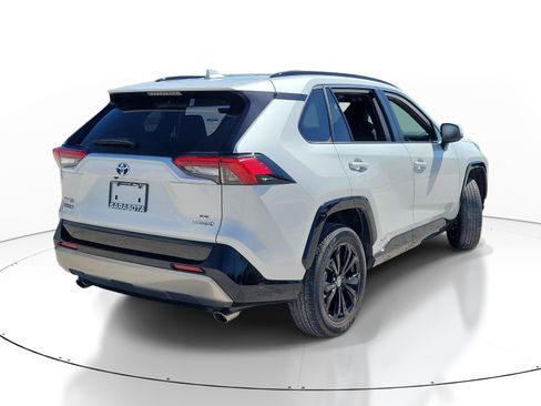 Used 2023 Toyota RAV4 SE AWD/4WD image 6