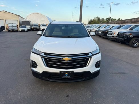 Used 2023 Chevrolet Traverse LT w/ LPO, Cargo Package AWD/4WD image 9