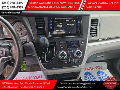 Used 2017 Toyota Sienna LE image 14