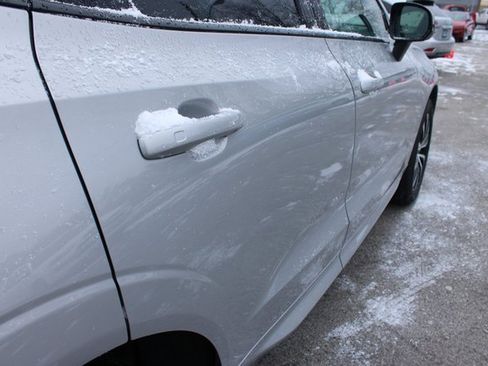 Used 2025 Volvo XC60 B5 Plus image 44