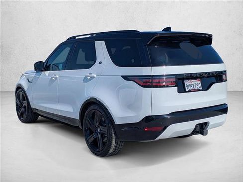 Certified 2025 Land Rover Discovery Dynamic SE AWD/4WD image 8