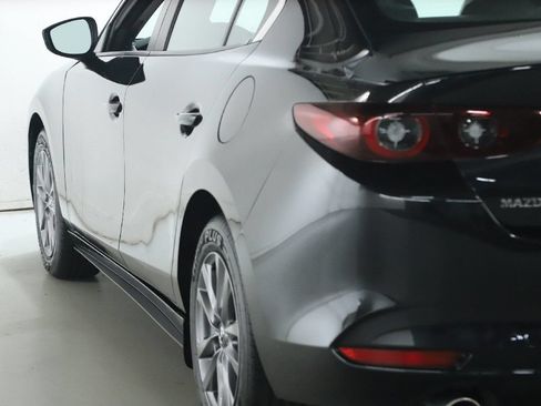 Used 2022 MAZDA MAZDA3 Sedan FWD image 41