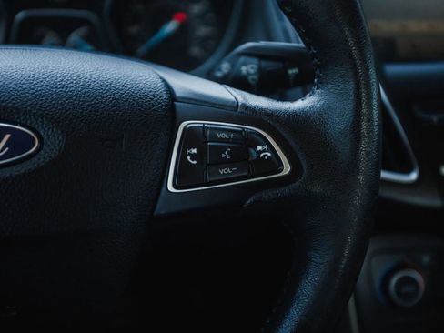 Used 2018 Ford Focus Titanium image 18