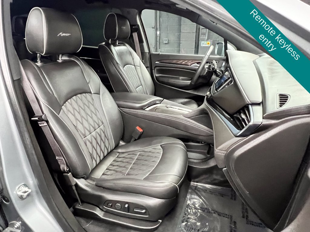 Used 2024 Buick Enclave Avenir w/ Avenir Technology Package AWD/4WD image 8