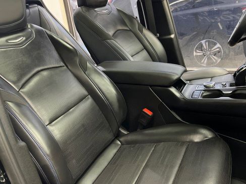 Used 2024 Cadillac XT4 Sport image 14