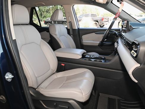 Used 2025 Honda Pilot EX-L image 45