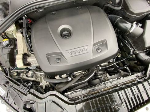 Used 2018 Volvo S60 T5 Inscription image 29