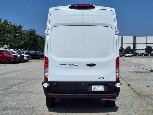 New 2026 Ford Transit 250 148 High Roof RWD image 5