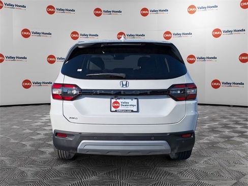 New 2025 Honda Pilot EX-L image 6