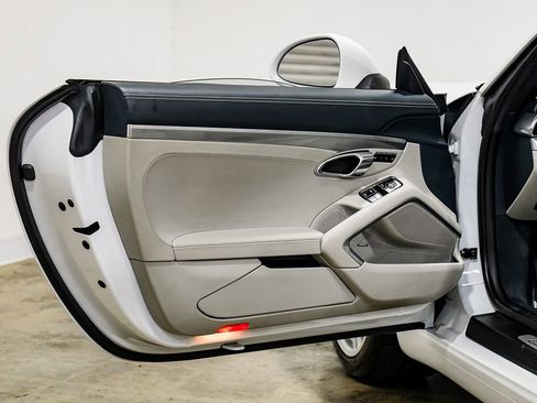 Used 2017 Porsche 911 Carrera image 35