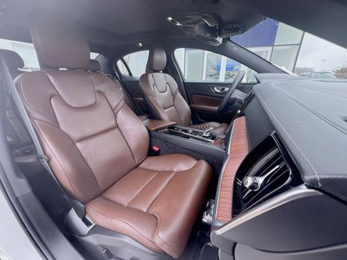 Certified 2022 Volvo S60 B5 Inscription image 26