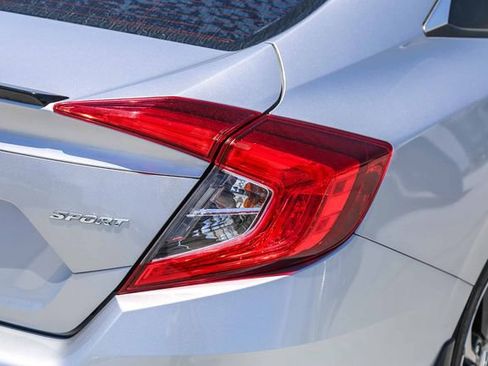 Used 2019 Honda Civic Sport image 15