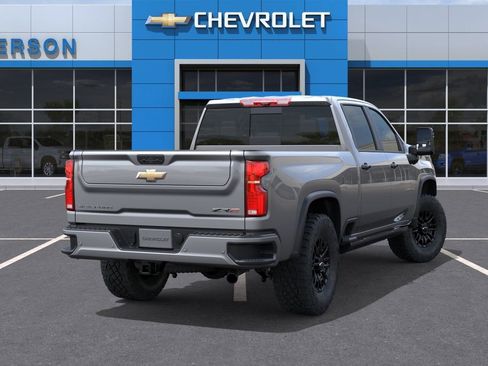 New 2026 Chevrolet Silverado 2500 ZR2 AWD/4WD image 5