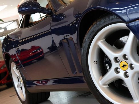 Used 1999 Ferrari 550 Maranello Coupe RWD image 7