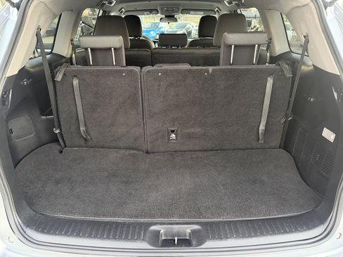 Used 2019 Toyota Highlander LE image 37