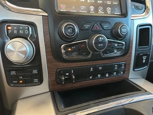 Used 2017 RAM 1500 Laramie w/ Convenience Group image 23