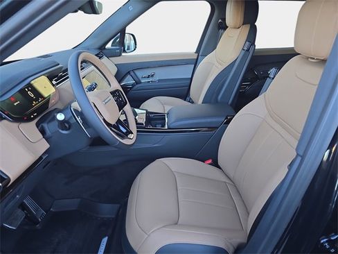 New 2026 Land Rover Range Rover Sport Dynamic SE image 11