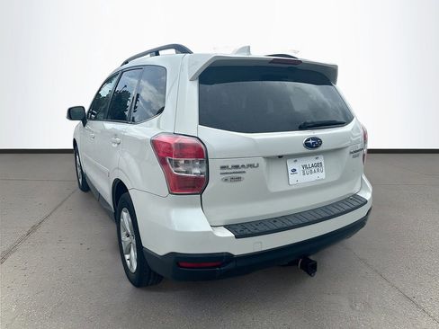 Used 2016 Subaru Forester 2.5i Limited AWD/4WD image 5