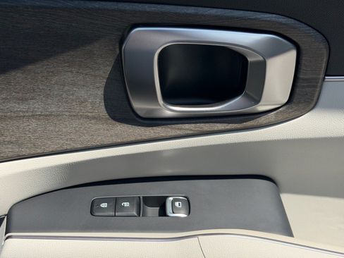 Certified 2023 Kia Sorento X-Line EX AWD/4WD image 7