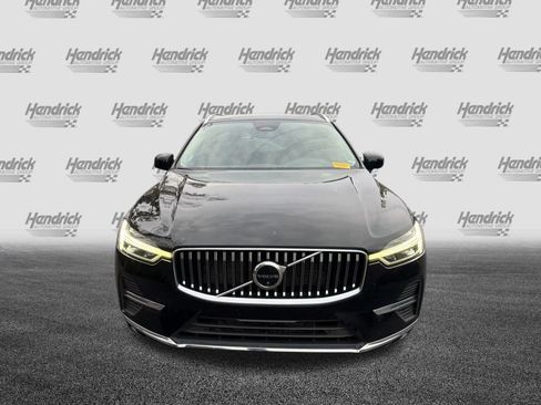 Certified 2023 Volvo XC60 B5 Plus w/ Protection Package Premier image 5