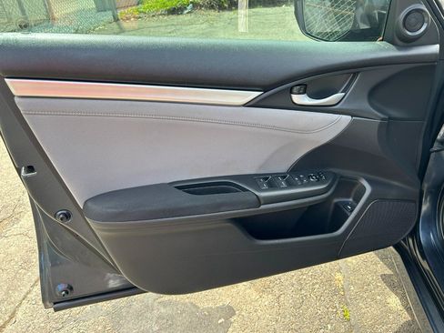Used 2017 Honda Civic EX image 13