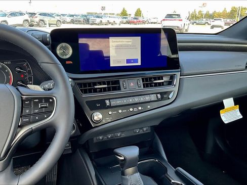 New 2025 Lexus ES 350 w/ Premium Package image 9