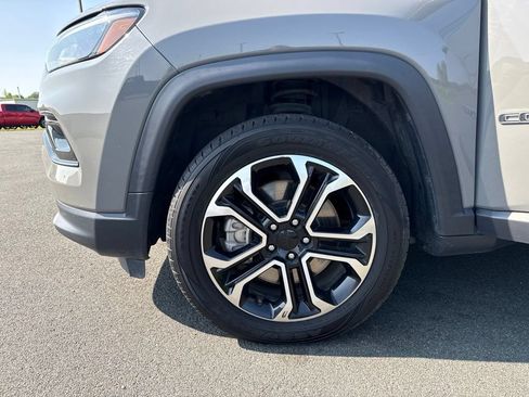 Used 2024 Jeep Compass Limited AWD/4WD image 40