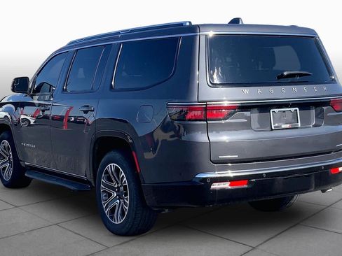 Used 2022 Jeep Wagoneer Series III AWD/4WD image 12