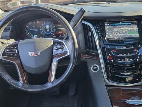 Used 2019 Cadillac Escalade Luxury w/ Escalade Sport Edition image 15
