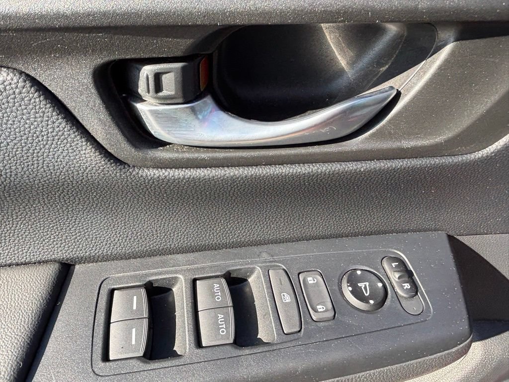 Used 2023 Honda CR-V Sport image 30