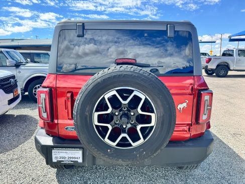 Used 2024 Ford Bronco Outer Banks image 32