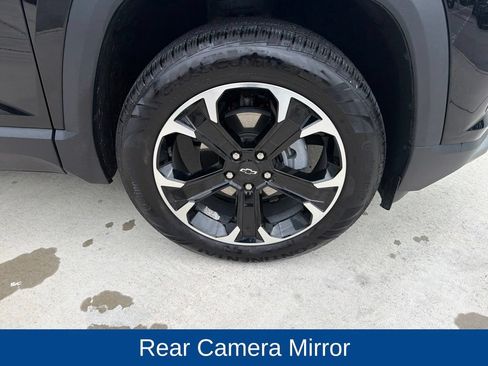 Used 2026 Chevrolet Equinox LT w/ Convenience Package II AWD/4WD image 13