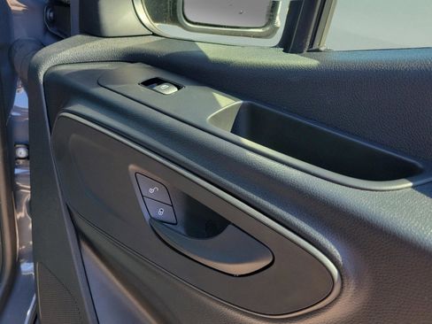 Used 2025 Mercedes-Benz Sprinter 2500 image 14