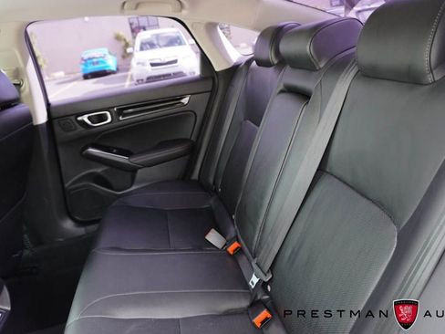Used 2024 Honda Civic Touring image 34