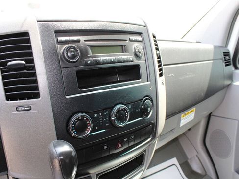 Used 2013 Mercedes-Benz Sprinter 2500 image 11