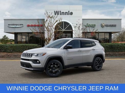 New 2026 Jeep Compass Latitude image 2