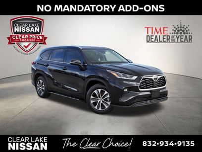 Used 2021 Toyota Highlander XLE