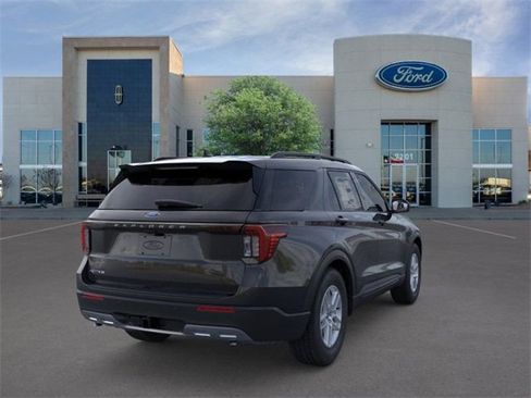New 2026 Ford Explorer Active image 8