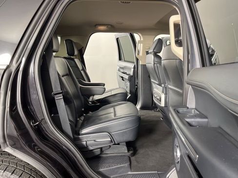 Used 2024 Ford Expedition XLT image 48
