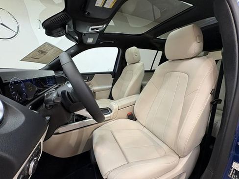 New 2026 Mercedes-Benz GLB 250 image 11
