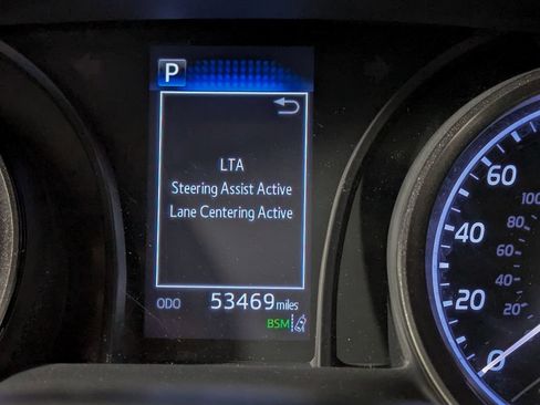 Used 2022 Toyota Camry SE w/ Convenience Package image 30