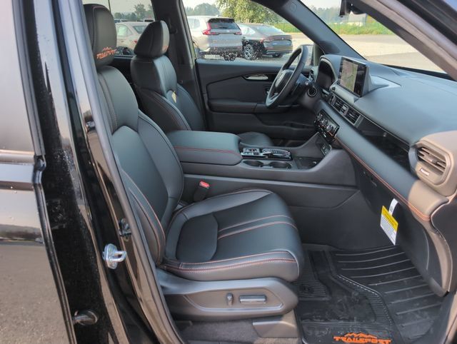 Certified 2026 Honda Pilot TrailSport image 10